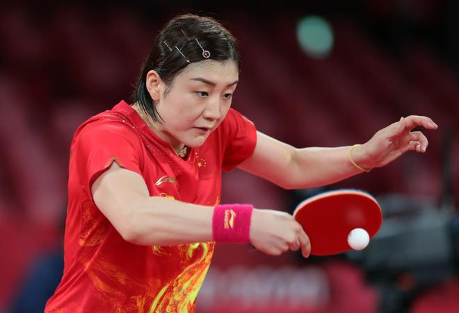 盘点NBA那些奇葩的罚球姿势，真是一个比一个离谱！.