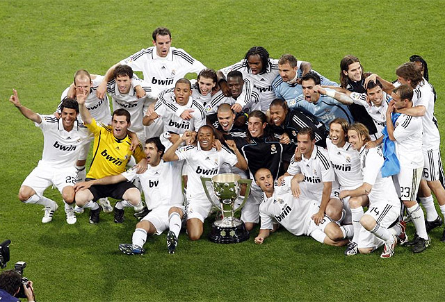 阿斯顿维拉英超前5轮不胜，现四连胜登顶英超第3